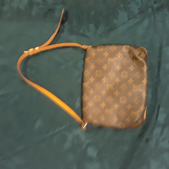 Vintage Louis Vuitton Shoulder Bag